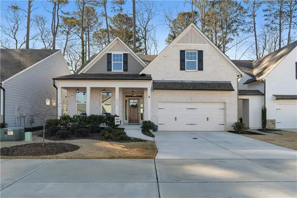 912 Lucky Lane, Woodstock, GA 30188