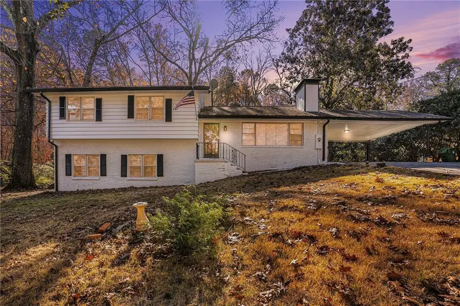 4849 Kenilworth Drive, Stone Mountain, GA 30083 - #2