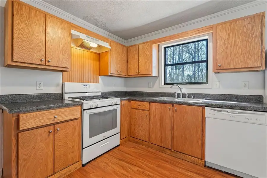 3477 Mustang Drive, Powder Springs, GA 30127 - Image #2