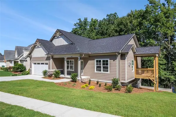 301 Retreat Way, Carrollton, GA 30116