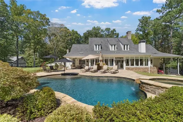 110 Manor Ridge Drive, Woodstock, GA 30188