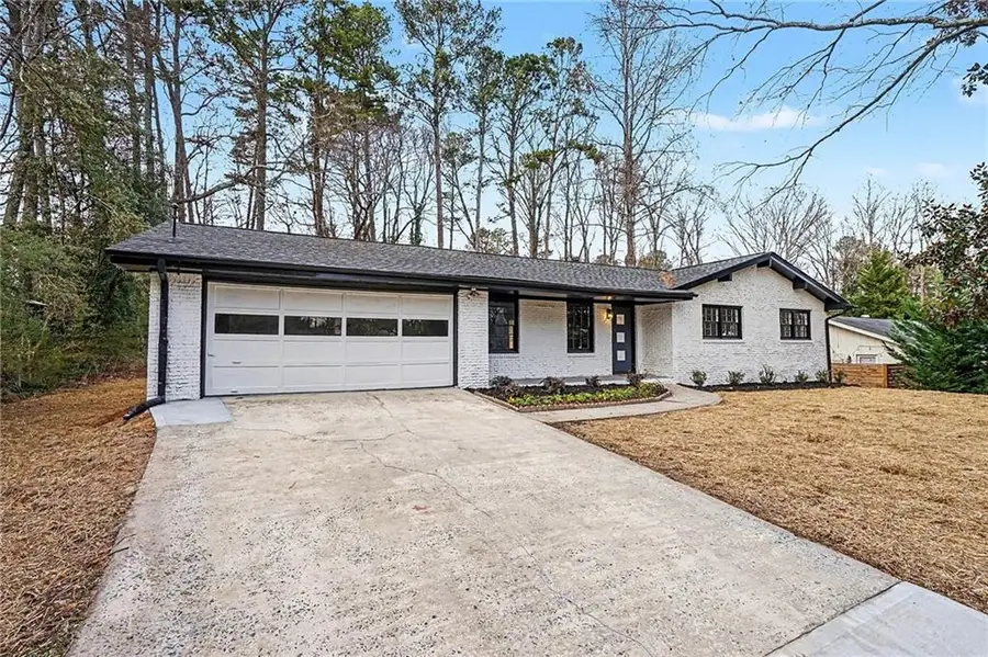 5303 Corinth Drive, Stone Mountain, GA 30087 - Image #3