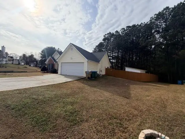 947 Wayne Drive, Snellville, GA 30078 - Image #3