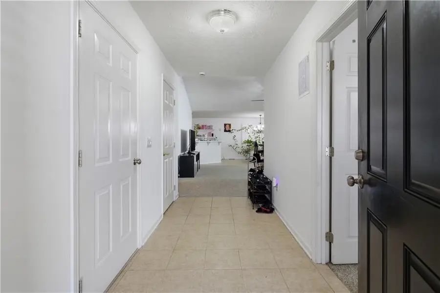 709 Jacoby Drive, Loganville, GA 30052 - Image #3