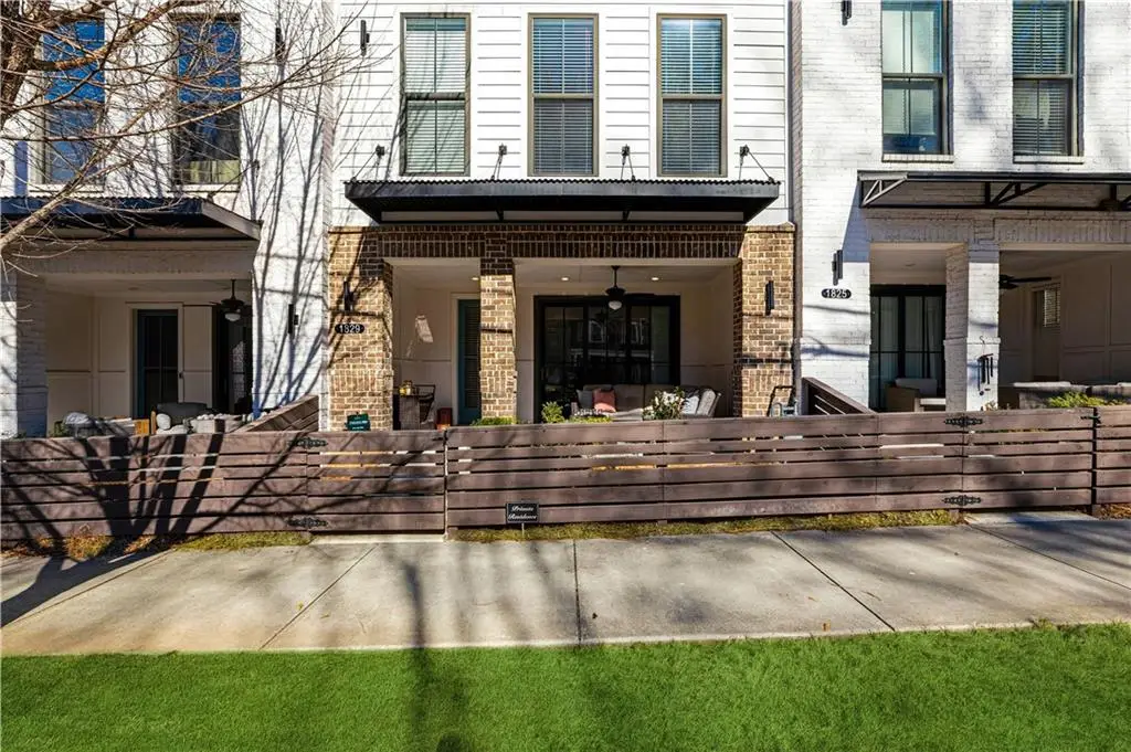 1829 La Dawn Lane Nw, Atlanta, GA 30318 - Image #1