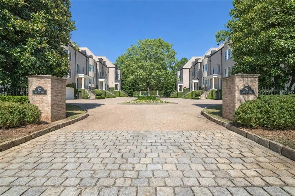 92 Old Ivy Road Ne #7, Atlanta, GA 30342 - Image #1