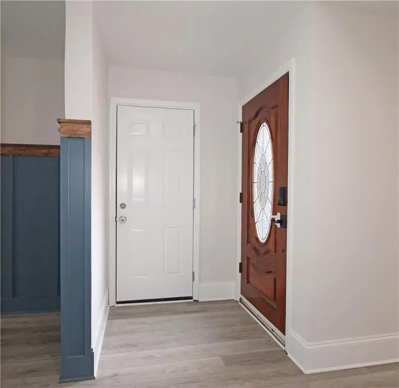 621 Radford Circle, Woodstock, GA 30188 - Image #3