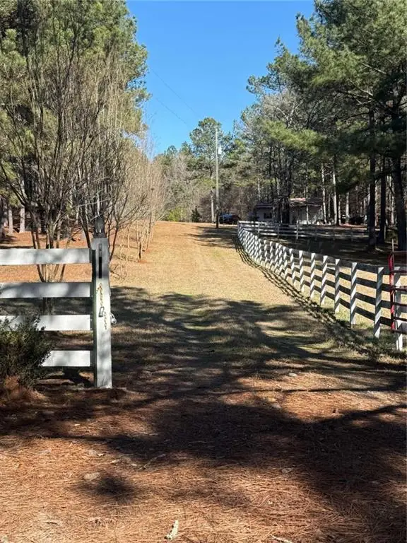 670 Jefferies Road, Shady Dale, GA 31085