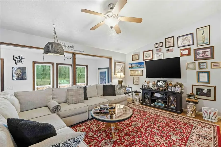 478 Victoria Road, Woodstock, GA 30189 - Image #3