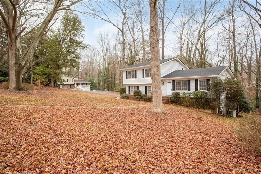 584 Fieldstream Way, Lawrenceville, GA 30044 - Image #3