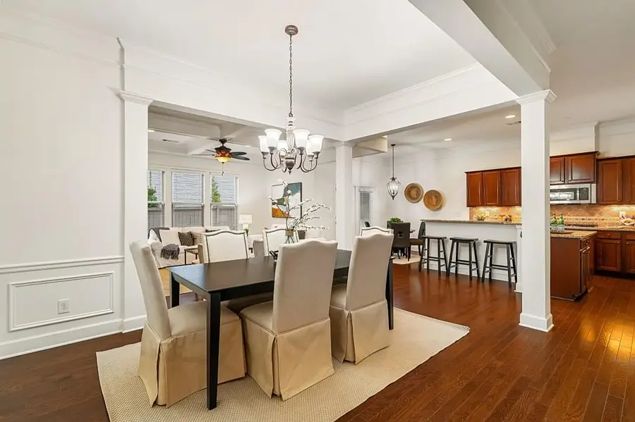 828 Northam Lane, Atlanta, GA 30342 - Image #2