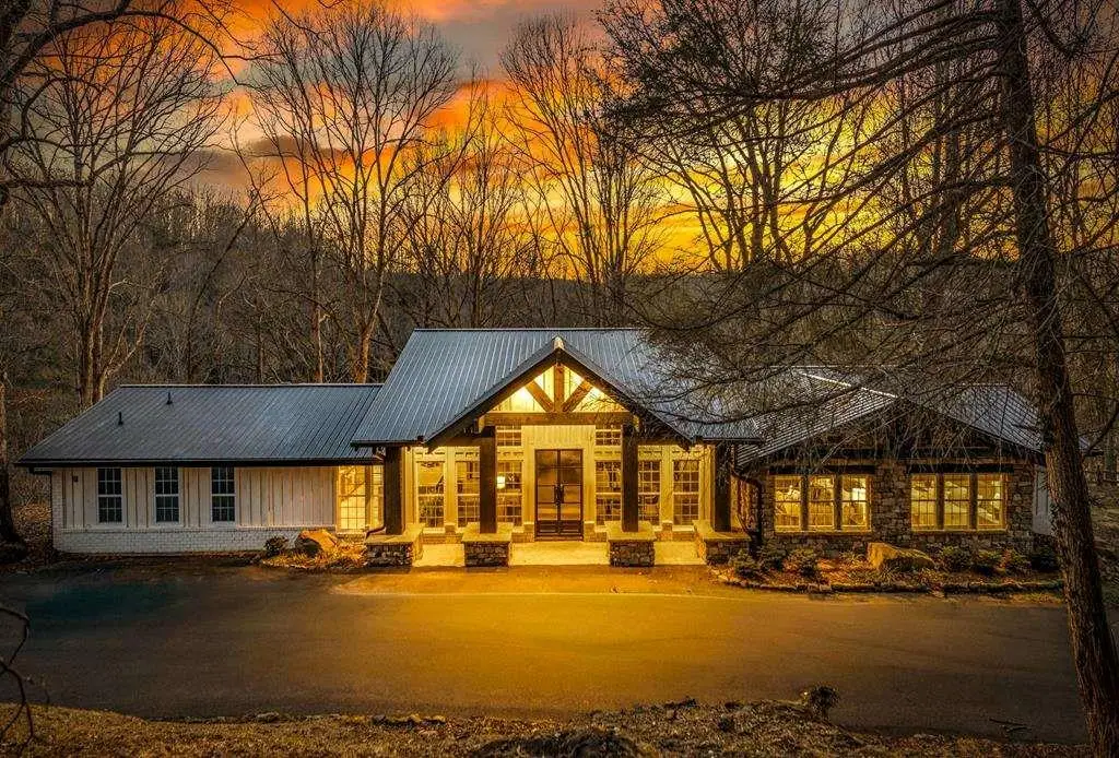 166 Red Oak Lane, McCaysville, GA 30555 - Image #1