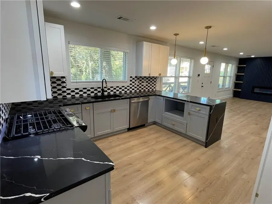 3200 Lowndes Street, Atlanta, GA 30344 - Image #3