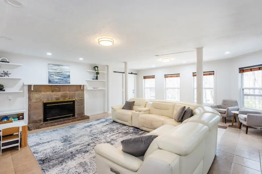 295 Crab Orchard Way, Roswell, GA 30076 - Image #3