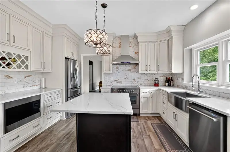 1070 Brockton Close Ne, Marietta, GA 30068 - Image #2