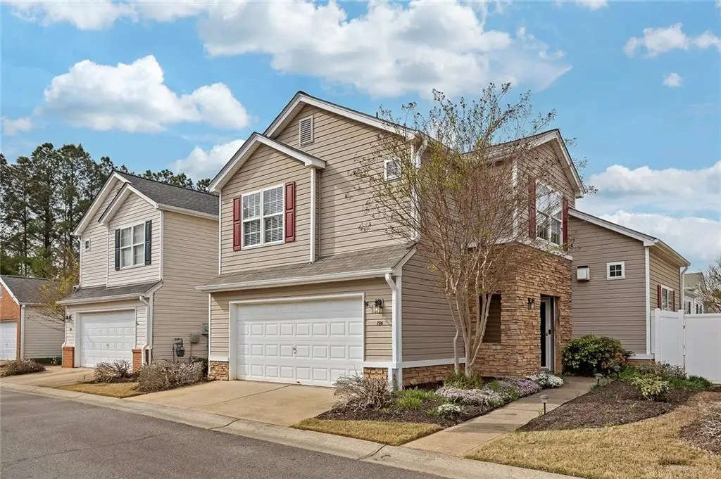 194 W Oaks Place, Woodstock, GA 30188 - #1