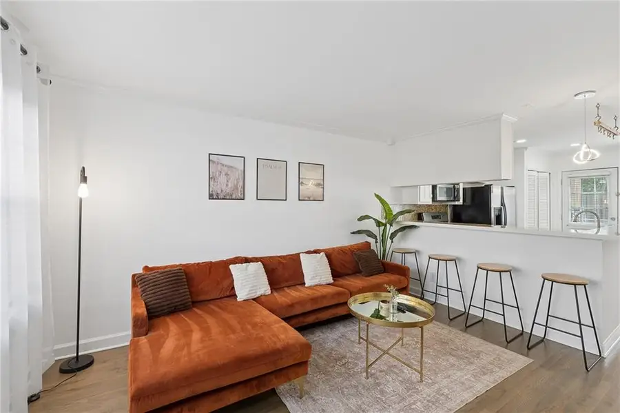 2232 Dunseath Avenue Nw #206, Atlanta, GA 30318 - #3