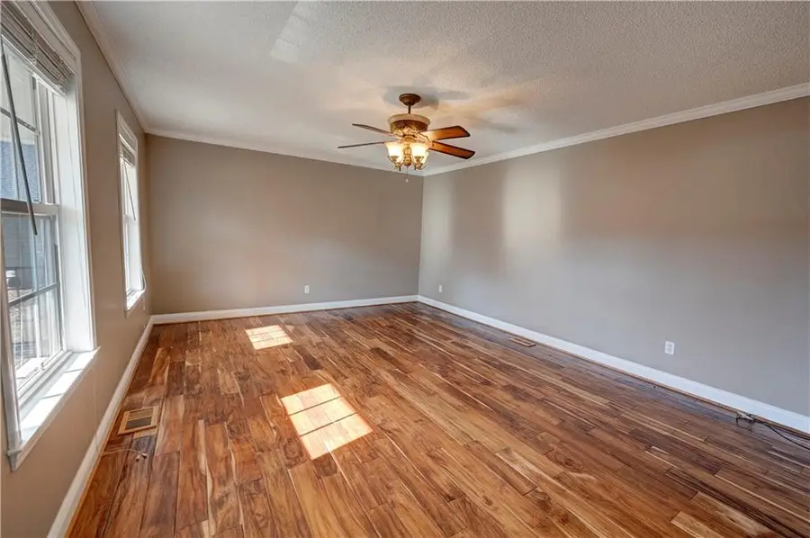 337 Oakland Drive Se, Calhoun, GA 30701 - Image #3