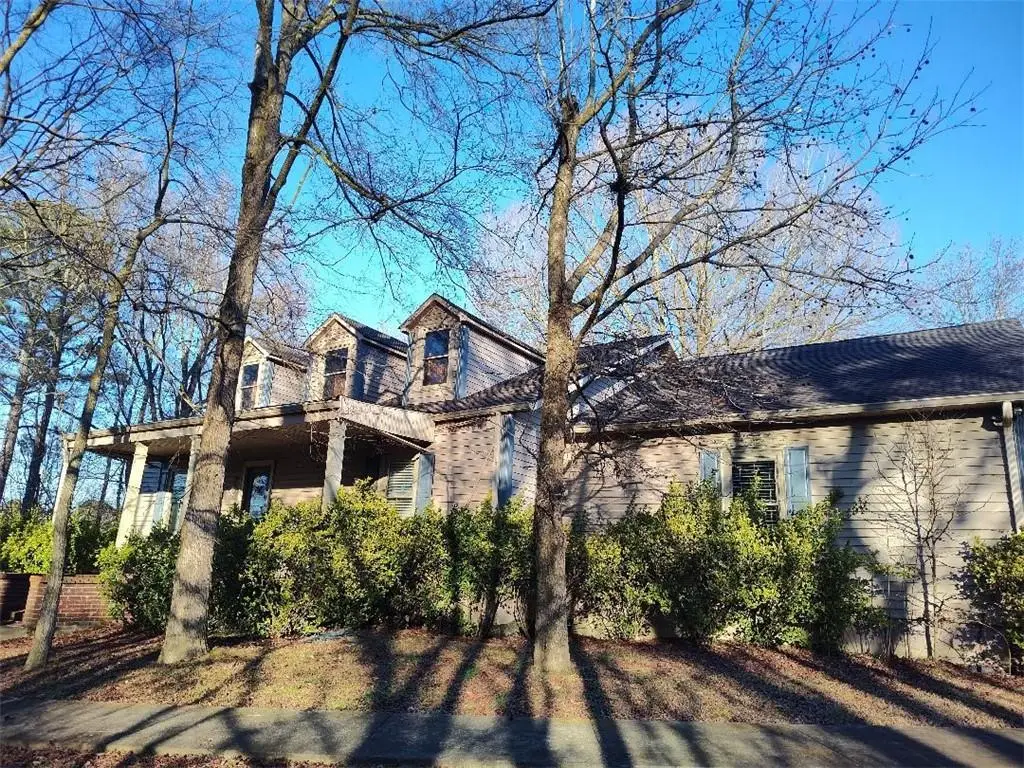 382 Erwin Hill Road Se, Calhoun, GA 30701 - Image #1