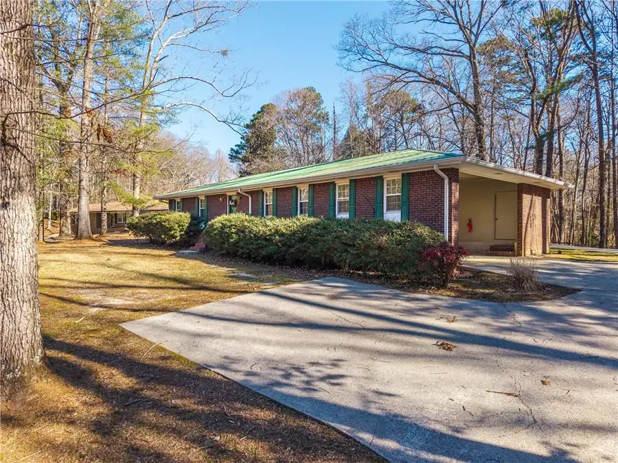 192 Saxon Court, Canton, GA 30114 - Image #2