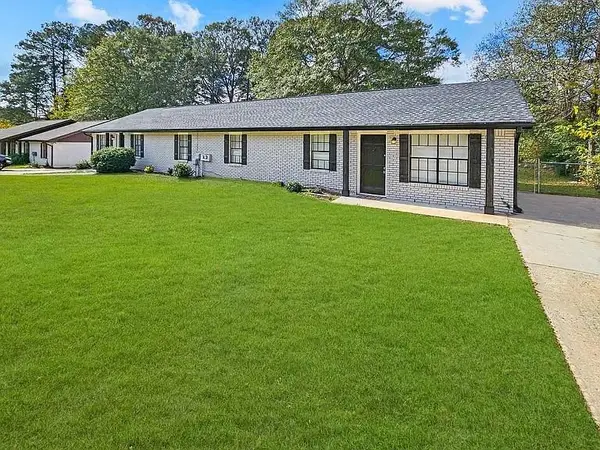 8327 Glenwoods Terrace, Riverdale, GA 30274