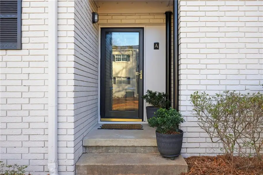 311 Peachtree Hills Avenue Ne #4A, Atlanta, GA 30305 - Image #2