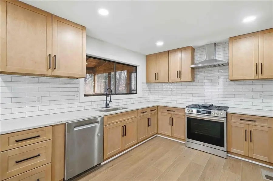 8975 Martin Road, Roswell, GA 30076 - #2