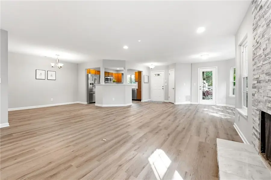 604 Mill Pond Road #604, Roswell, GA 30076 - Image #3