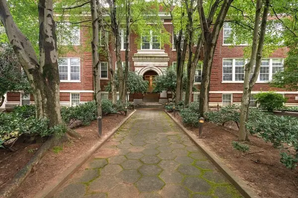 1031 State Street Nw #205, Atlanta, GA 30318