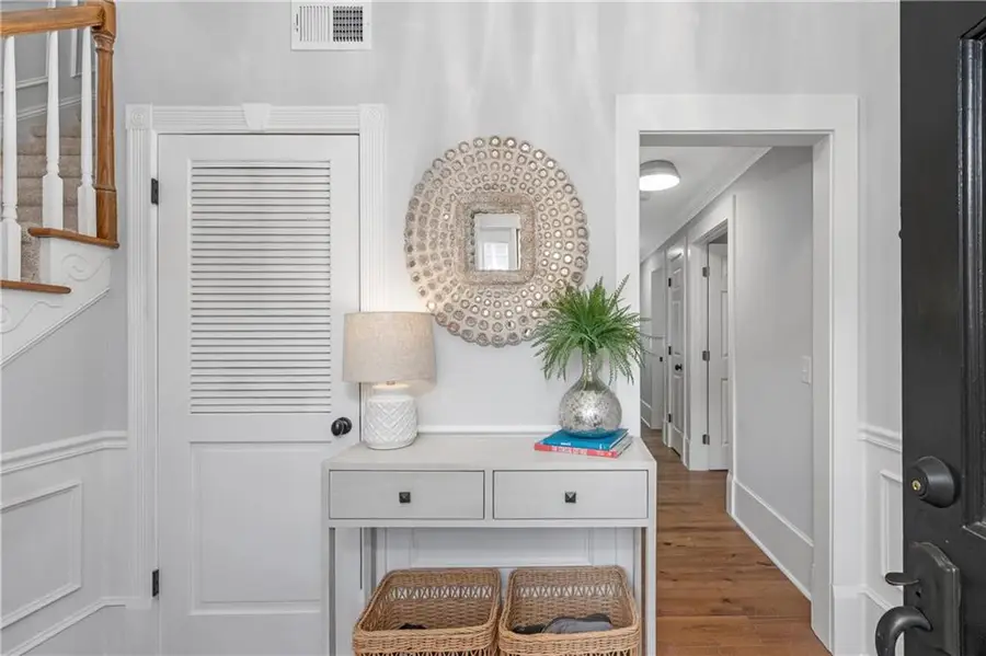 5429 Trentham Drive, Dunwoody, GA 30338 - Image #2