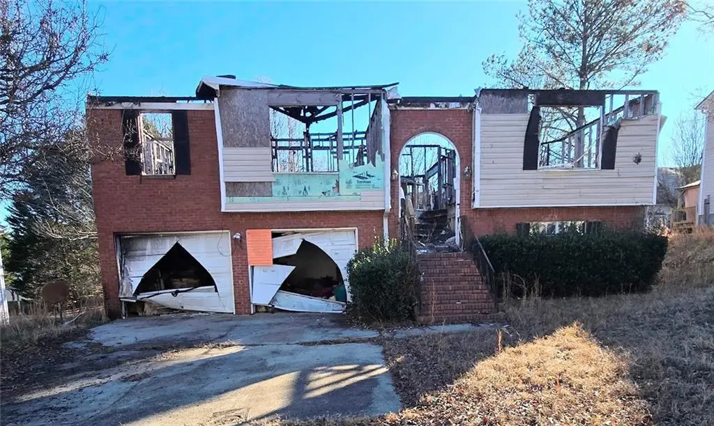 6406 Castle Court Way, Lithonia, GA 30058 - Image #1