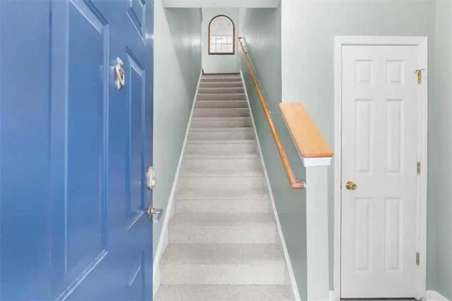 803 Spring Heights Lane Se, Smyrna, GA 30080 - Image #3