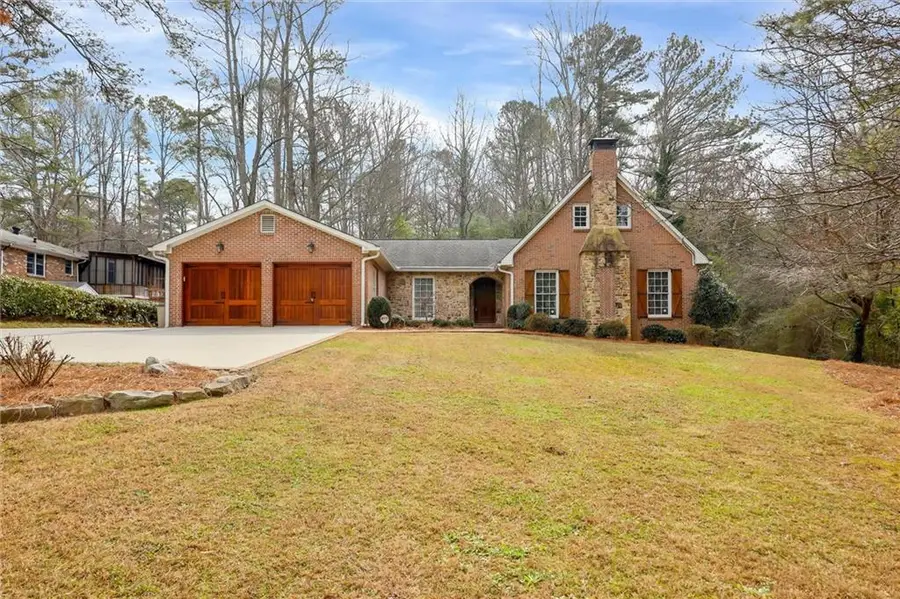 2469 Mary Briggs Court Ne, Dunwoody, GA 30360 - Image #2