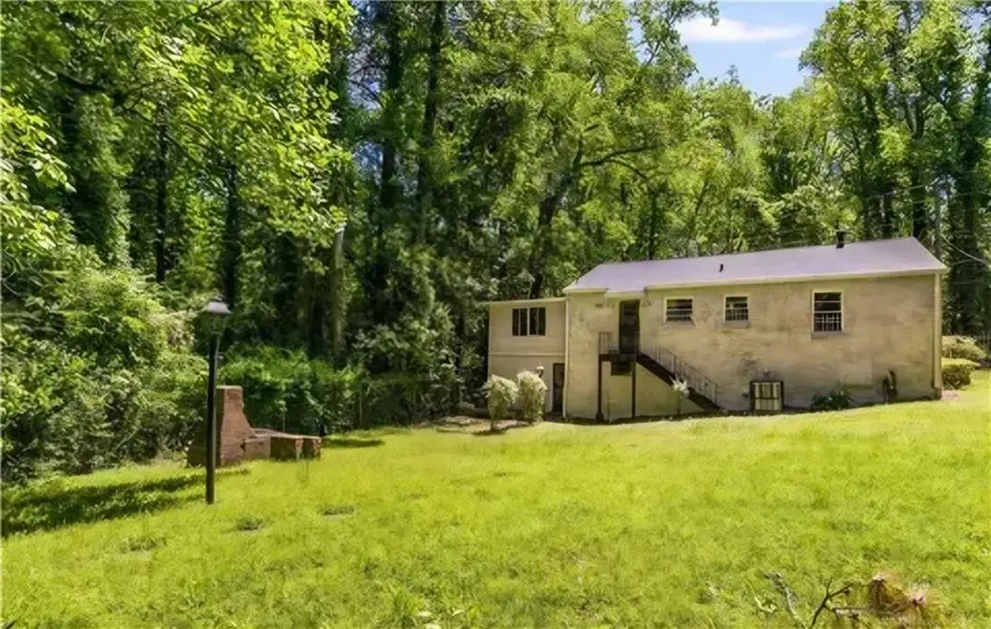 1827 Joseph E Boone Boulevard Nw, Atlanta, GA 30314 - Image #3