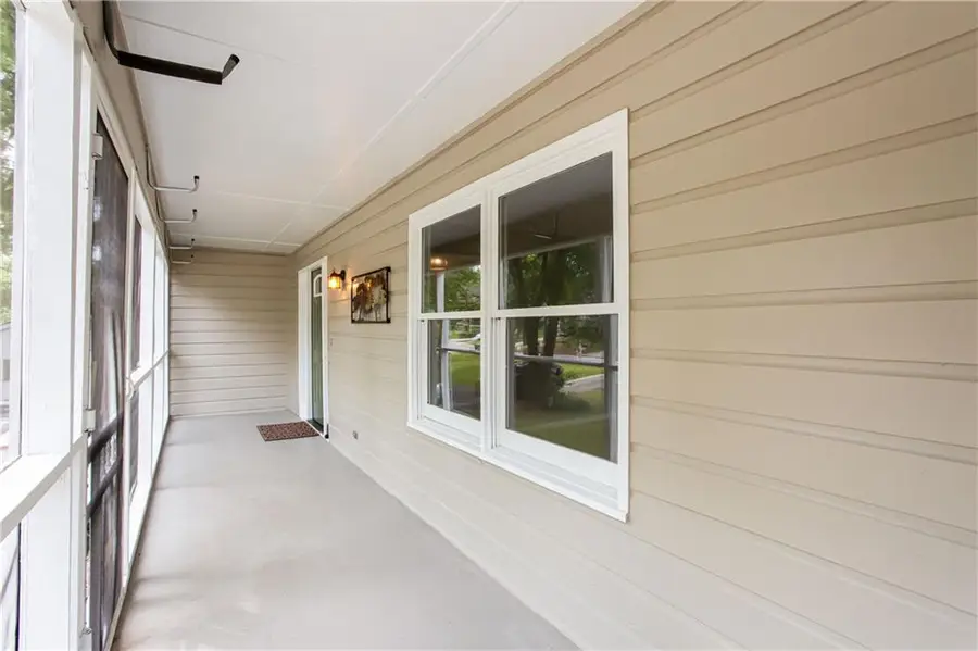 848 East Avenue, Scottdale, GA 30079 - #2