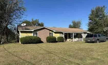 218 Dahlia Drive, Dothan, AL 36301