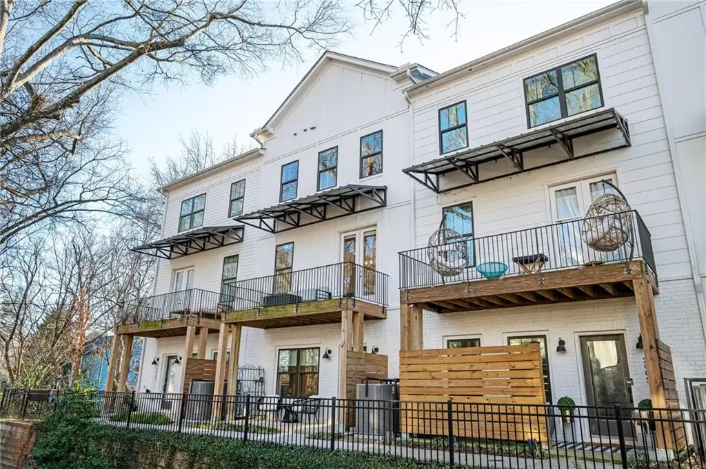 2003 Mahogany Lane Nw, Atlanta, GA 30318 - #1