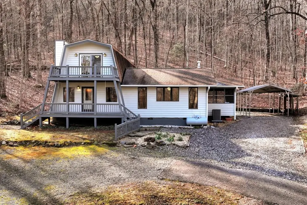 172 S Hickory Lane, Cleveland, GA 30528 - #1