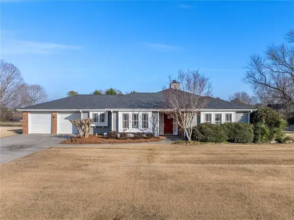 3492 Rosebud Road, Loganville, GA 30052