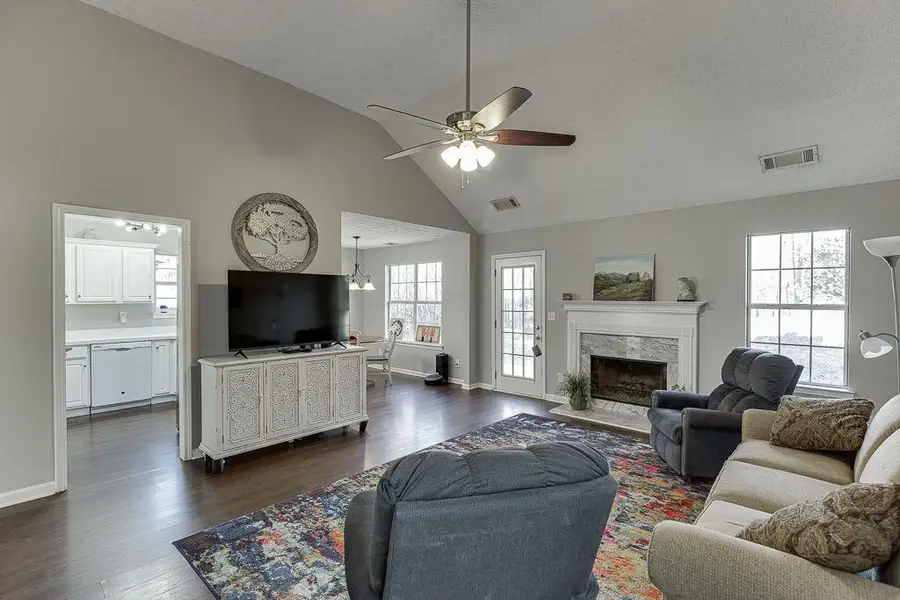 4842 Canberra Way, Flowery Branch, GA 30542 - Image #3
