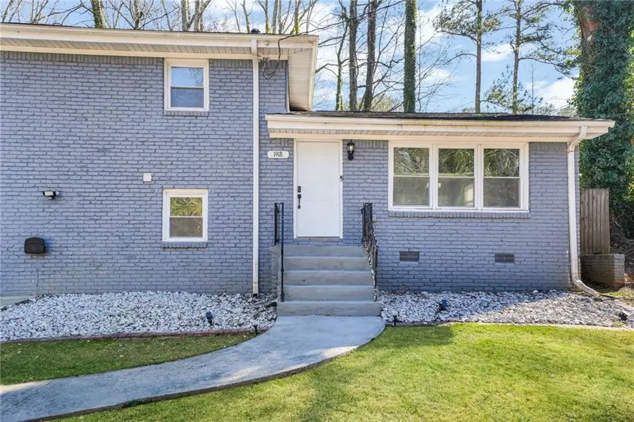 1918 Valley Ridge Drive Sw, Atlanta, GA 30331 - Image #3