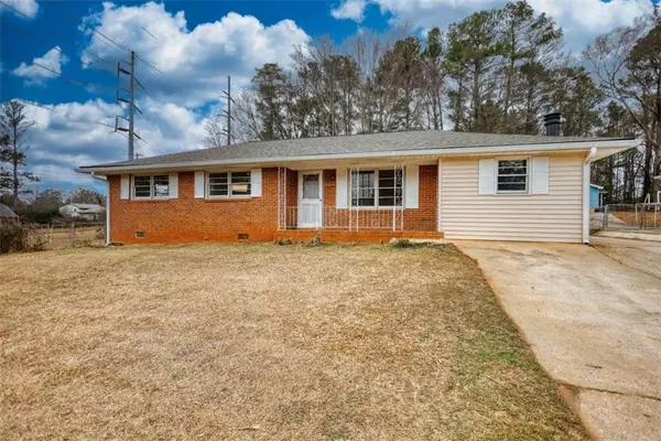 1924 Mural Circle, Morrow, GA 30260