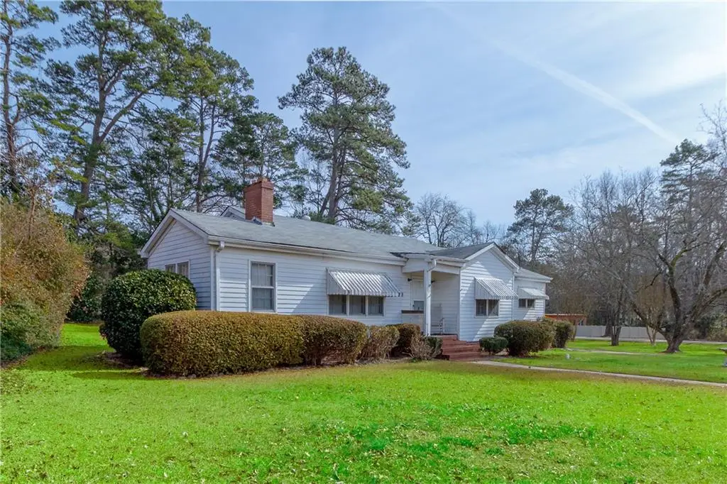 317 Georgia Avenue, Winder, GA 30680 - Image #1