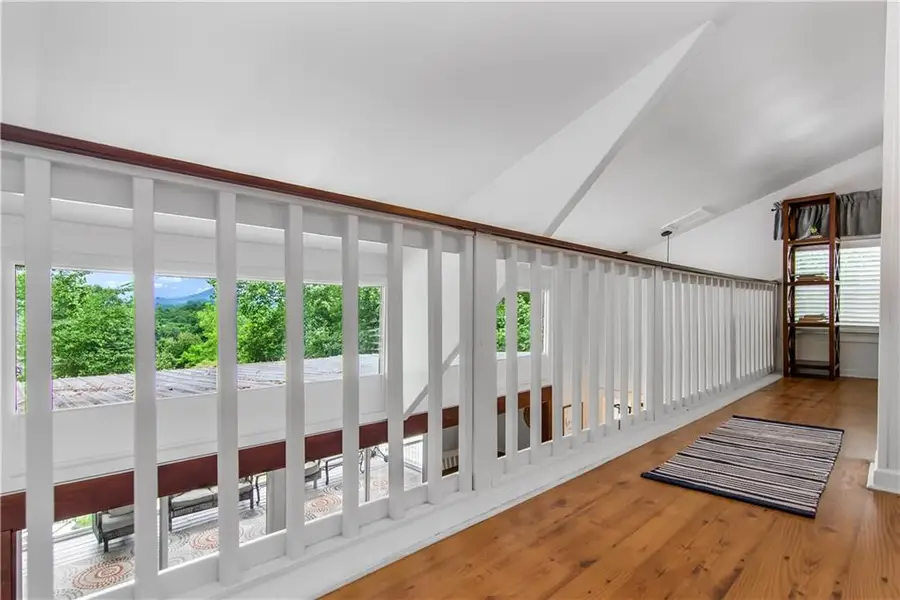 1056 Sky Hawk Mountain Rd, Hiawassee, GA 30546 - #3