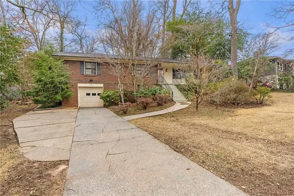2098 Trailmark Drive, Decatur, GA 30033
