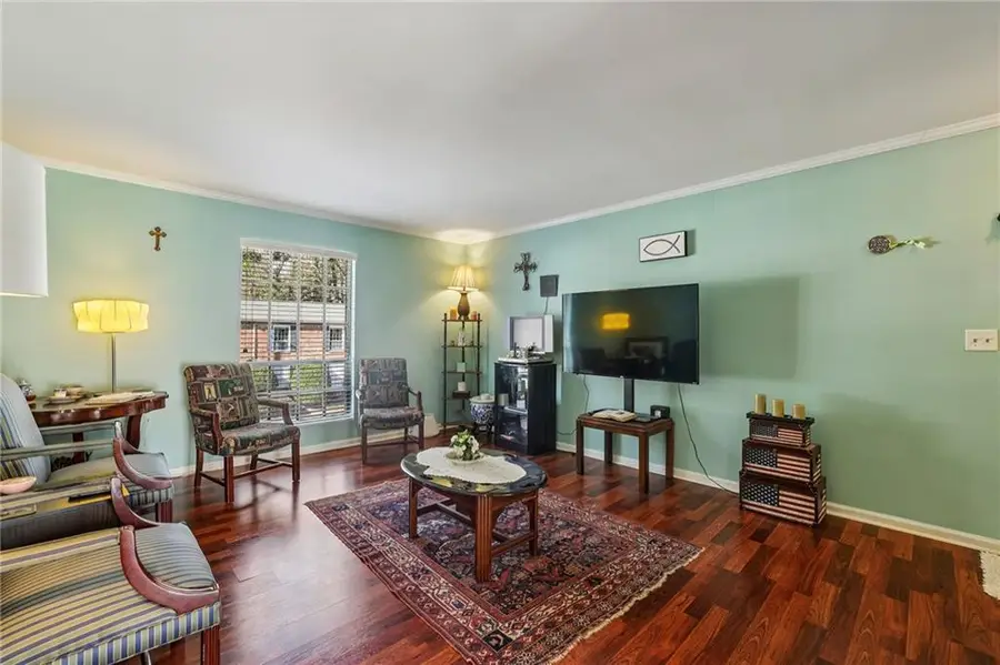 5544 Kingsport Drive Ne #25, Atlanta, GA 30342 - Image #3