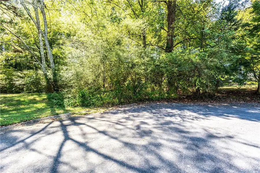 2422 Salem Drive Ne, Marietta, GA 30062 - #2
