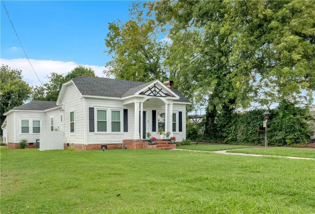 8 S Hughes Street Sw, Rome, GA 30165 - #1