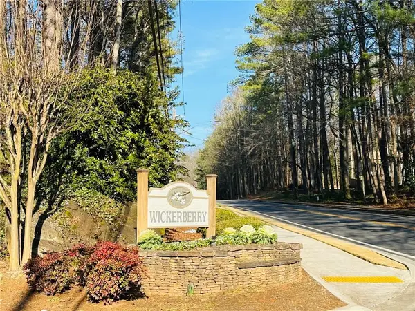 320 Wickerberry Lane, Roswell, GA 30075