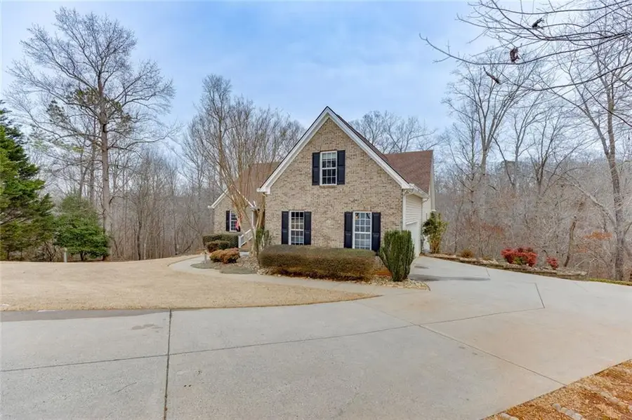 124 Edgewater Court, Braselton, GA 30517 - Image #3